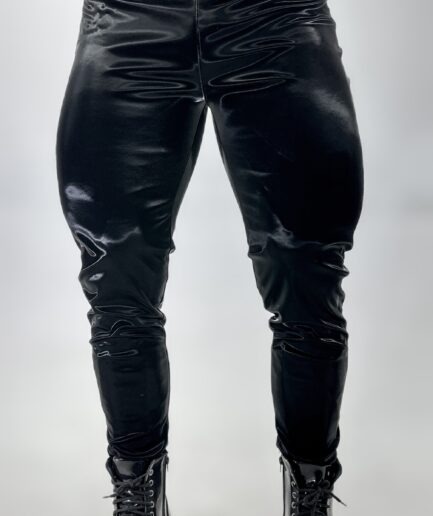 Calça Leg Acetinada Vinil